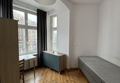 Kameralna kawalerka w centrum poznania