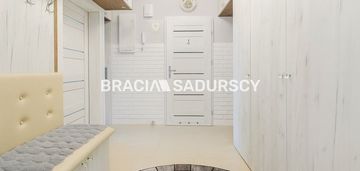 Przestronne 3 pokoje z balkonami i windą