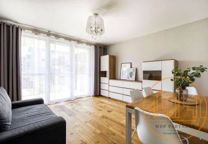 Przestronne/ jasne/ funkcjonalne/ spokojna okolica