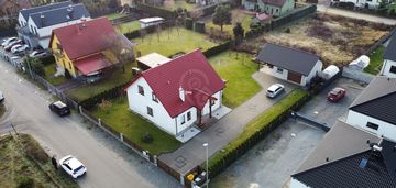 Dom z 2018r + garaż do wejścia - 500m do pkp