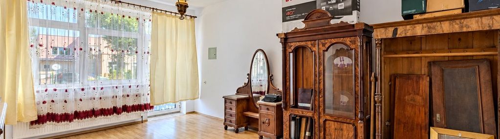 Duży dom z lokalem usługowym. lubawa