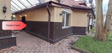 Duże mieszkanie w budynku dwulokalowym/garaż