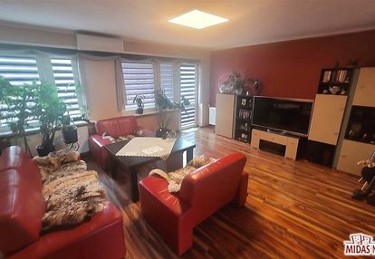 1 piętro,62m2, 3 pokoje, balkon,parking, zazamcze!