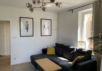 Bielany | 2 pokoje | kamienica | wysoki standard