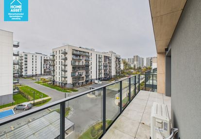 Niski budynek/klimatyzacja/2 miejsca w hali.