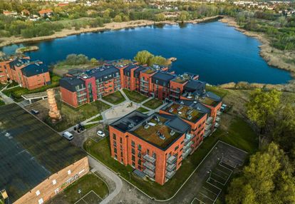 Mieszkanie z balkonem z garażem i komórką w cenie