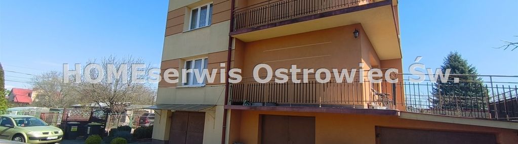 Dom 240 m2 na działce 2065 m2, dom 2-rodzinny.