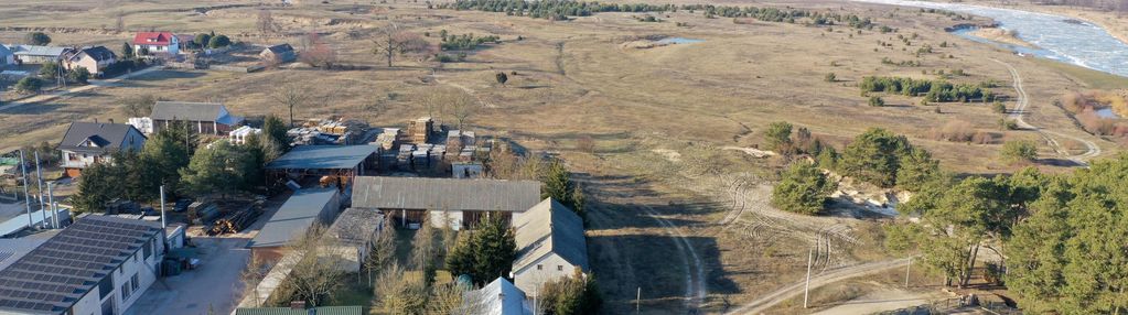 Dom w malowniczej okolicy rybaki w pobliżu rzeki narew