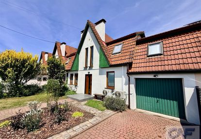 177 m² 3 łazienki 4 sypialnie klimatyzacja garaż