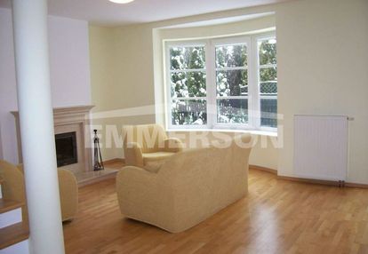 Sprzedam segment 248 m kw.