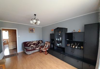 3 pokoje 56m2 podkarczówka, balkon, widokowe