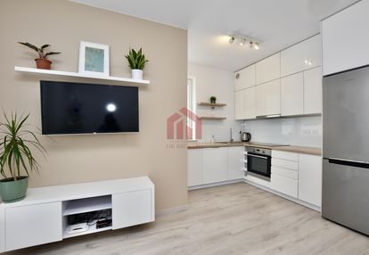 3-pok mieszkanie z miejscem w garażu i komórką