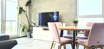 Piękny, cichy apartament z widokiem na morze