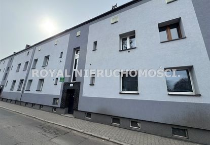 Dwupoziomowe mieszkanie , 5 pokoi , dwie łazienki