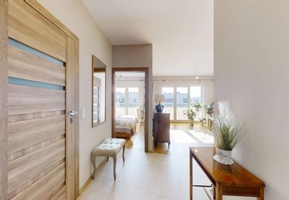 44m2! osiedle zamknięte! balkon 10m2!