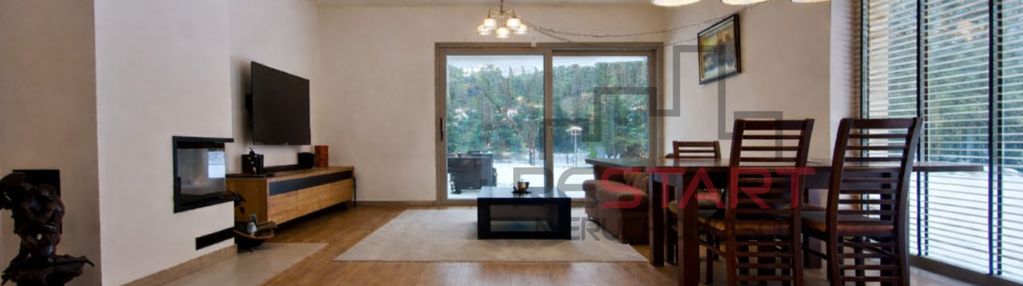 Nowoczesny dom parterowy, wysoki standard.