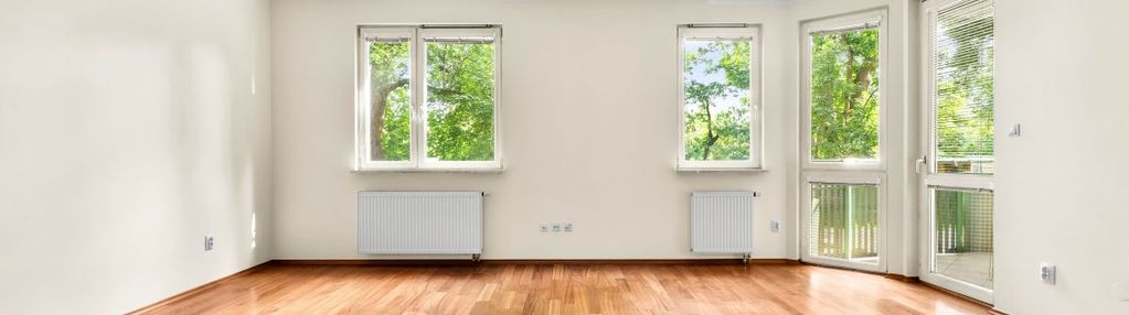 91,6 m² + komórka 3,3 m²+ garaż + balkon 6,3 m²
