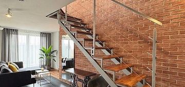 Dwupoziomowy loft "u scheiblera" ul.tymienieckiego
