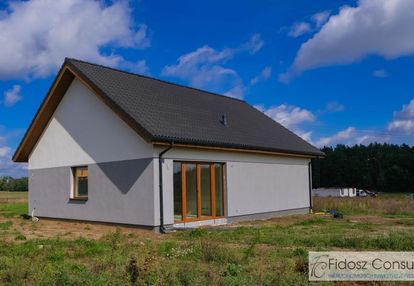 Dom wolnostojący w malowniczym otoczeniu