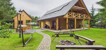 Wyjątkowy dom z unikatowym wnętrzem - jezioro, lasy, sauna, jacuzzi