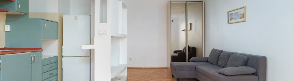 Okazja! dwa pokoje z dużą loggią w trzech wieżach