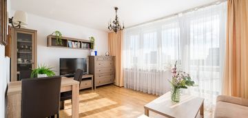 3-pokojowe mieszkanie z balkonem blisko metra