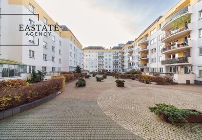 2 pokoje | winda | cisza | las | metro