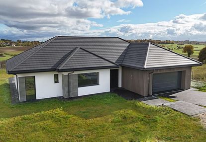 Willa parterowa z widokiem na pole golfowe