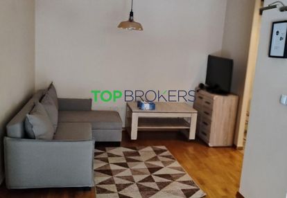 Komfortowe trzy pokoje dla rodziny, ogródek