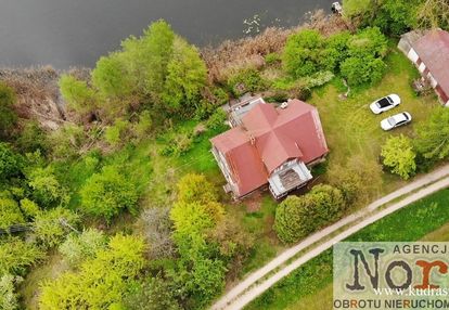 Dom przy dwóch jeziorach