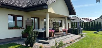 Komfortowy dom z jacuzzi w chylicach, konstancin
