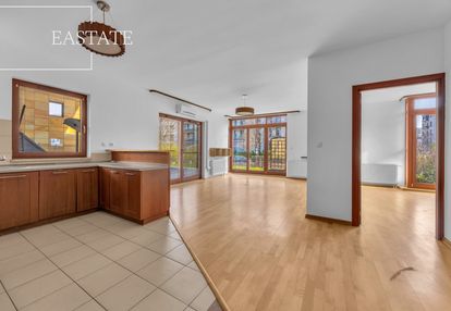 Mieszkanie z dużym ogrodem na sarmackiej