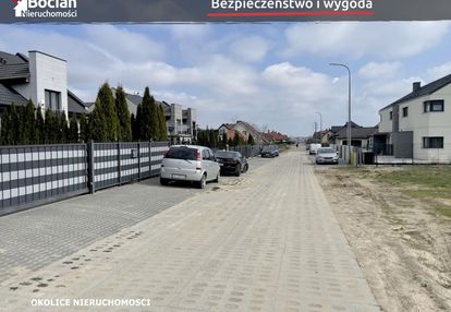 Płaska, słoneczna działka z mediami – rębiechowo!