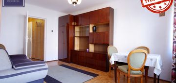 35 m2 / 1-2 pokoje / 1 piętro / ul. żeromskiego