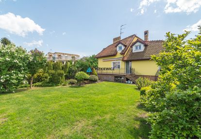 Orłowo nadmorskie|dom z działką 967m2|blisko morza