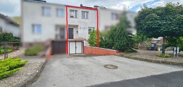 Dom w zabudowie szeregowej na os. górnym!