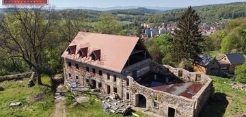 Dom na szczycie wlenia z oszałamiającym widokiem