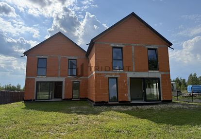 Nowe domy w zabudowie bliźniaczej - łubna