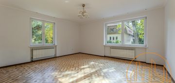 Okazja w aninie | 205 m² w willi | 2 garaże zieleń