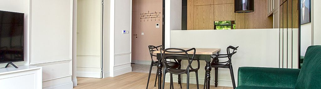 Apartament w centrum z widokiem na zieleń