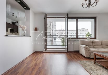 Słoneczne / 2 lub 3 pokoje / ciche/ blisko centrum