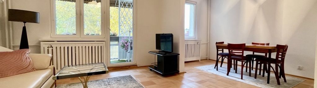 *2 pokoje, kuchnia, 1 piętro, balkon, po remoncie*