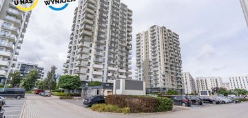 2 pokoje albatross towers z miejscem w hali