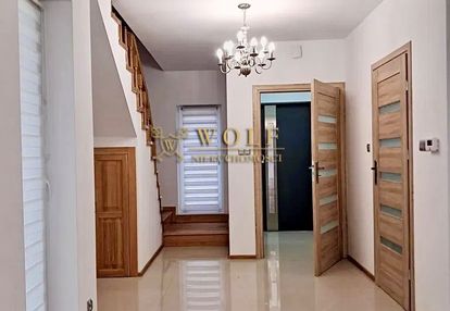 Nowoczesny dom w zabudowie bliźniaczej