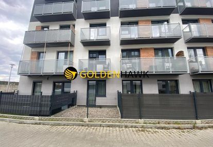 Stylowa kawalerka z ogródkiem na gumieńcach!