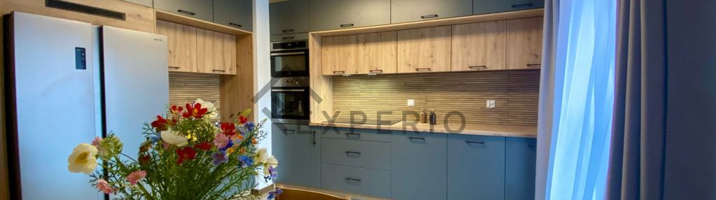 4family/4rooms/2 balcony/ air condition/first rent