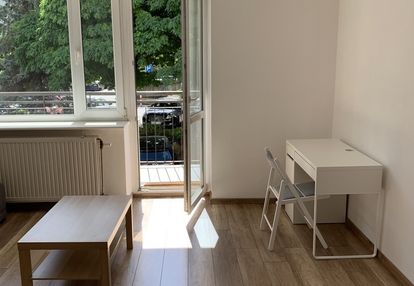 4 niezależne pokoje w centrum (dla studentów)