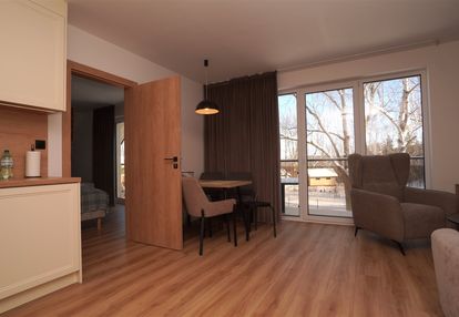 Przestronny apartament w nowym budynku.