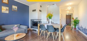 Urokliwa szeregówka w zielonych krzysztoforzycach