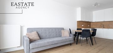 Nowy blok, siłownia, miejsce postojowe, piwnica